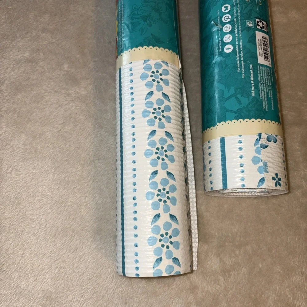 Pioneer Woman Hattie Non-Adhesive Shelf Liner 2 Rolls Blue White